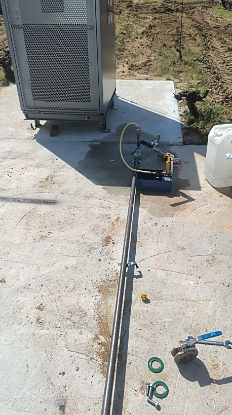 Canalización y pruebas de presión de gas propano en Vega Sicilia